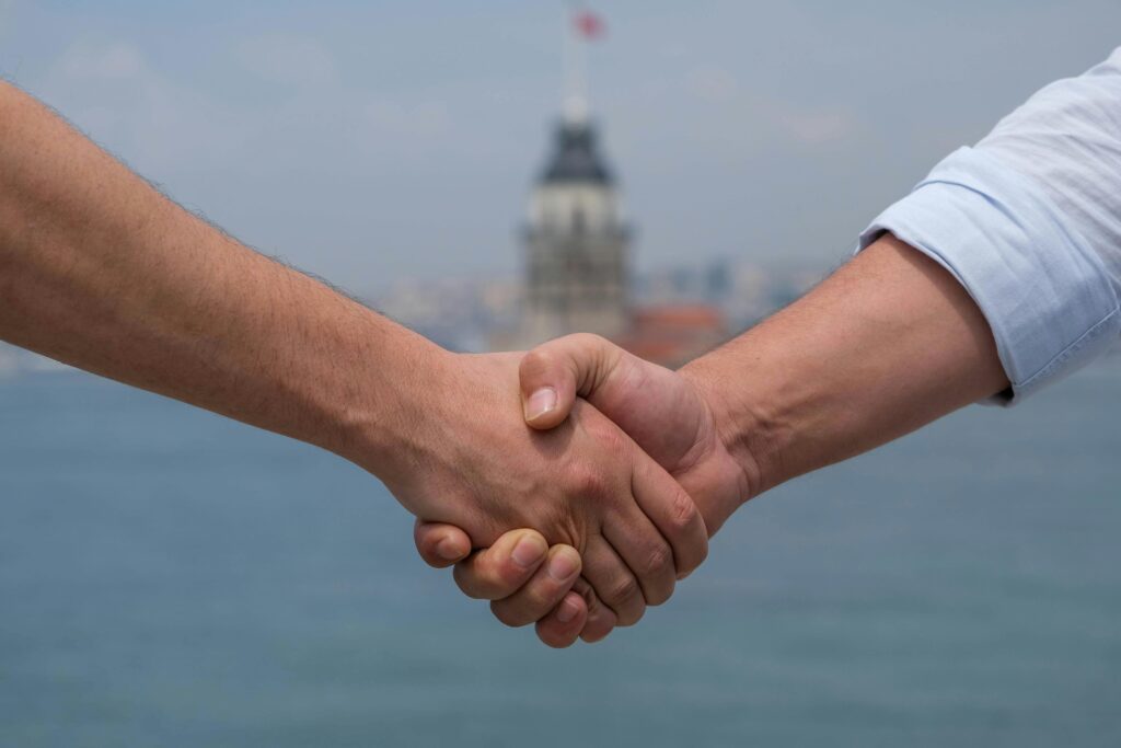 handshake (3)
